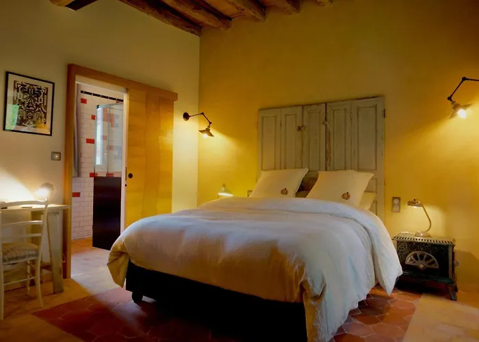 Eco-gîte - Domaine De La Gavolerie *